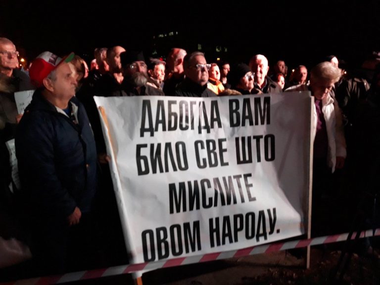 Završen protest opozicije u Banjaluci: Žestoke poruke Dodiku i Lukaču