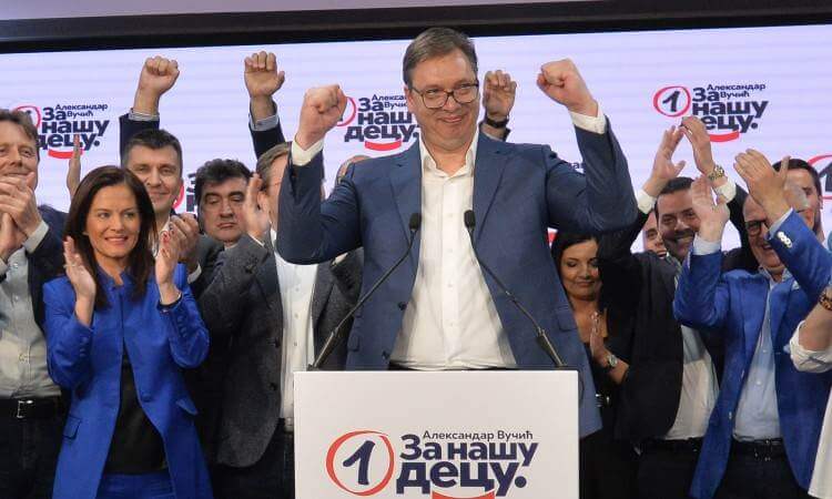 Vučićevim naprednjacima apsolutna većina u Skupštini Srbije