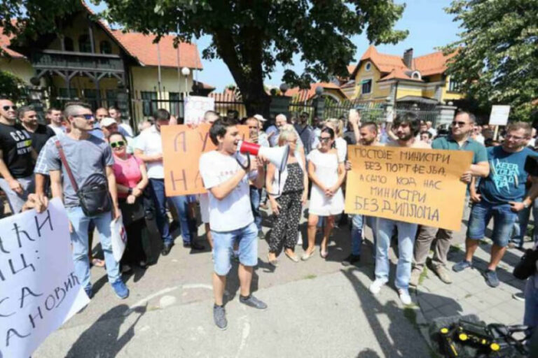 Sutra započinje peticija “Konkursom do posla!”