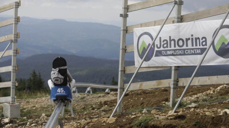 O.C. Jahorina: 17 miliona za isklopivu žičaru. Ignorisanje žalbi na tenderski postupak.