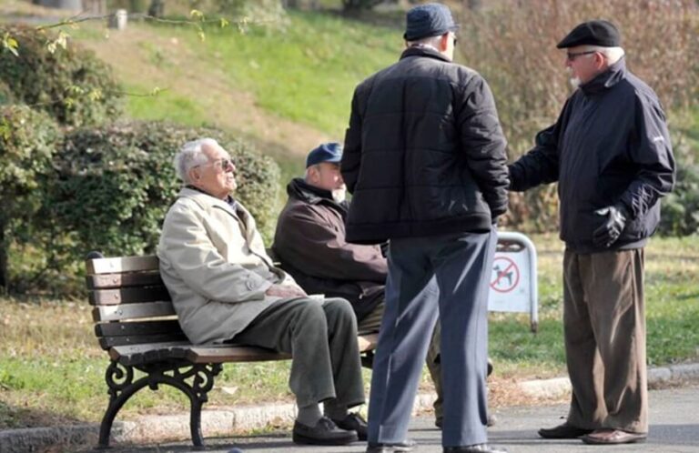 Ko će puniti penzione fondove BiH?