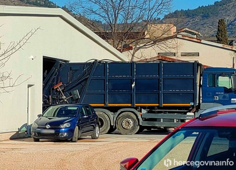 BUNT U SLOBODNOJ ZONI Radnici povraćaju, mještani potpisuju peticiju, Sokolom se širi nesnosan smrad zbog sterilizacije medicinskog otpada