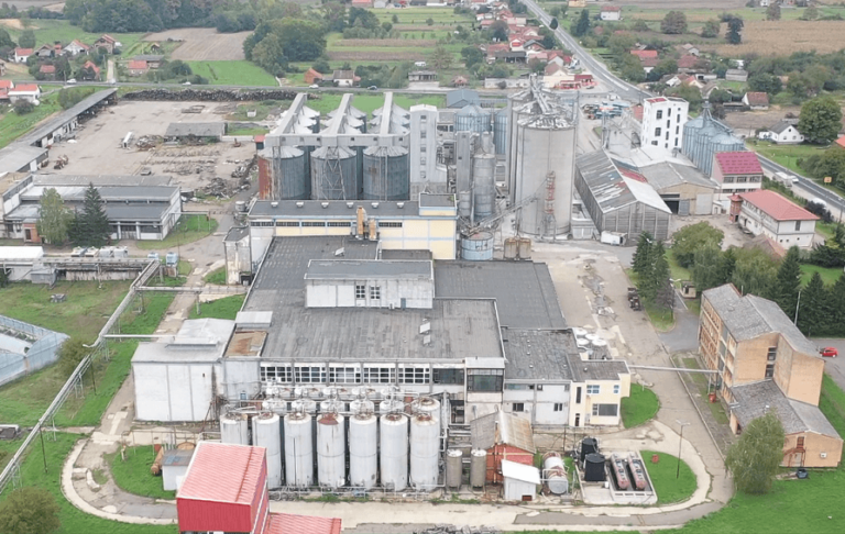 Nedostatak vizije i stranačka uprava uništili fabriku u Drakseniću (VIDEO)