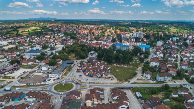 Radnik prnjavorskog elektra objavio šokantne detalje o kriminalu u ovom preduzeću! Gradonačelnik Tomaš primio radnike, obećao pomoć pa se predomislio !?