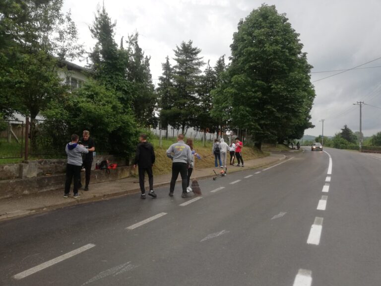 Udruženje za primjer drugima: U Bronzanom Majdanu prave radne akcije i pomažu najstarijima