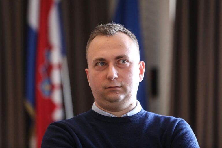 Vukobratović o napadu na Srbe: Ljudi pregovarali o izlasku iz prostorije kao da su taoci