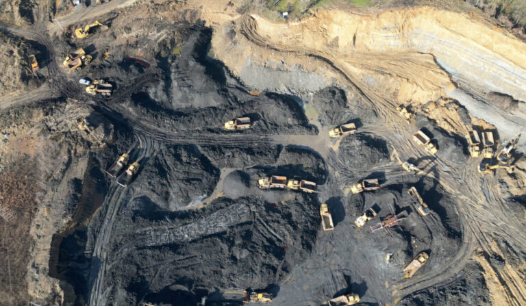 NEMA ZAPREKA ZA IZVLAČENJE UGLJA U SRBIJU: Bukova Kosa kod Prijedora kao iz scena apokalipse!