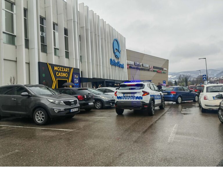 Dojava o bombi: Evakuisan Delta Planet u Banjaluci