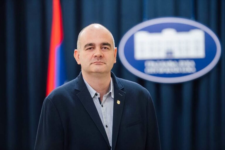 INSTITUCIONALNI LINČ UNUTAR ZIDOVA GRADSKE UPRAVE BANJA LUKA